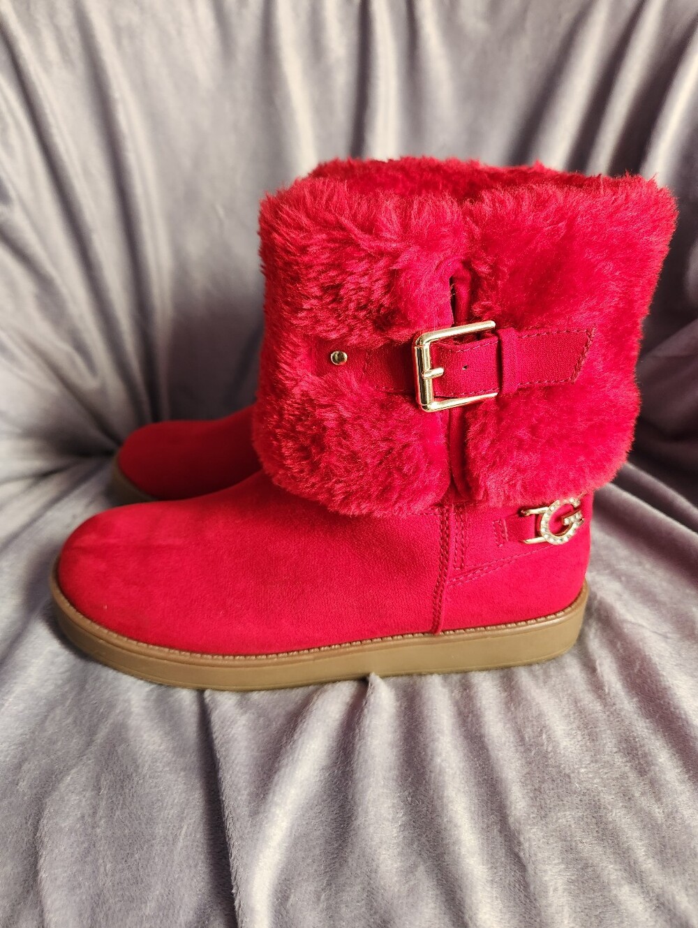 Red Boots - Picture 3 of 4